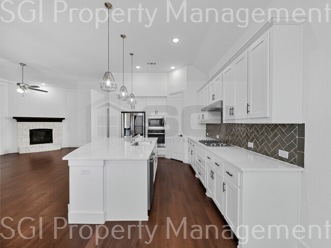 Building Photo - 4125 Sweet Birch Dr