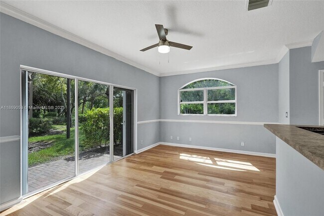 Building Photo - 3128 Coral Ridge Dr