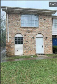 Building Photo - 6945 Calder Ave