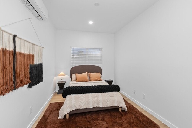 Building Photo - 6413 Richard St