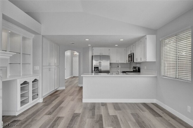 Building Photo - 4528 Rodman Dr