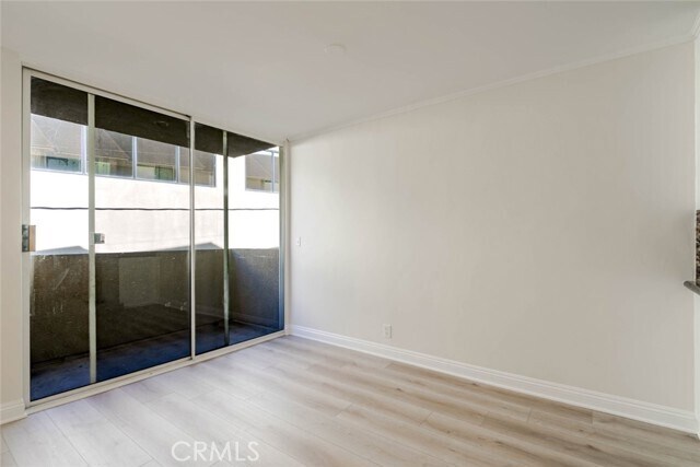 Building Photo - 14141 Dickens St