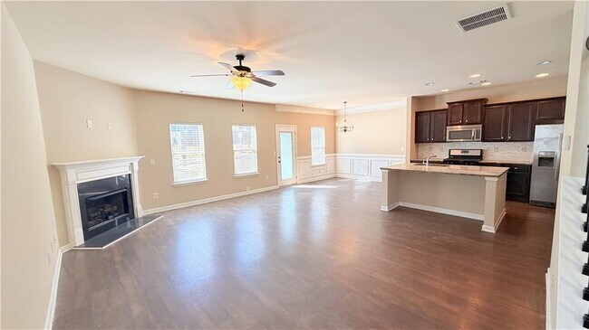 Building Photo - 2755 Morgan Glen Rd NE