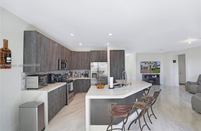 Building Photo - 10321 SW 232nd St