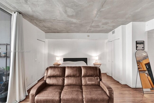 Building Photo - 3180 SW 22nd Terrace