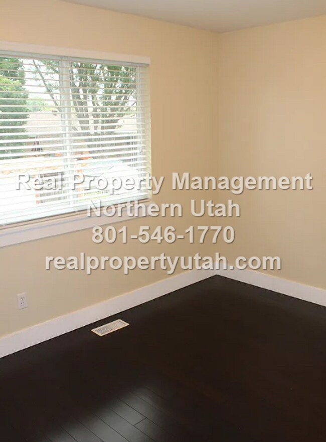 Building Photo - Beautiful 4 Bedroom 2 Bath Home in Kaysville