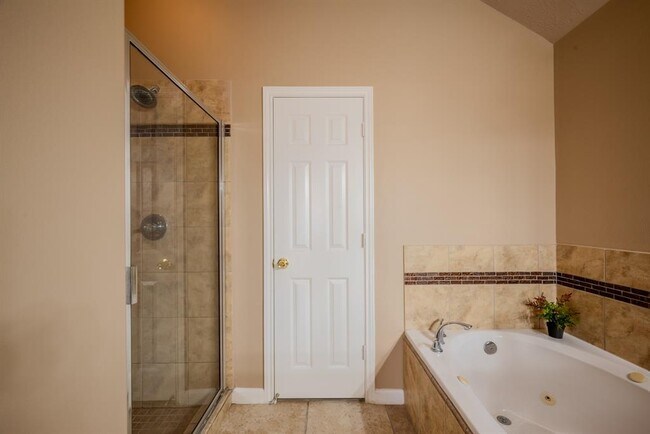 Building Photo - 15719 Edo Cir