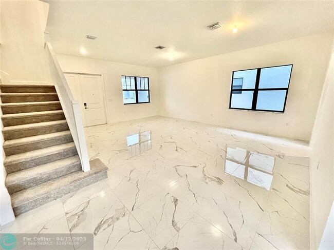 Building Photo - 17558 SW 46th St