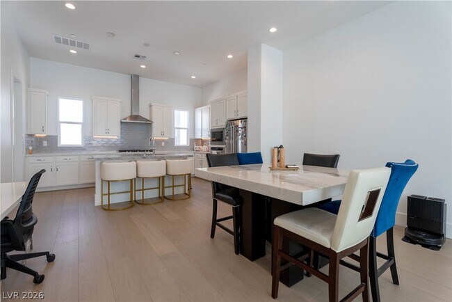 Building Photo - 2503 Indigo Mountain St