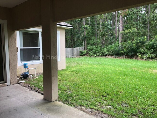 Building Photo - 12857 Chets Creek Dr N