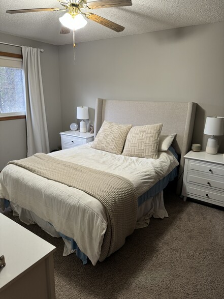 Building Photo - 6511 Upper 22nd St N