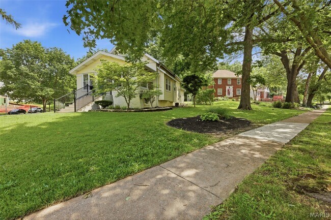 Building Photo - 7385 Arlington Dr