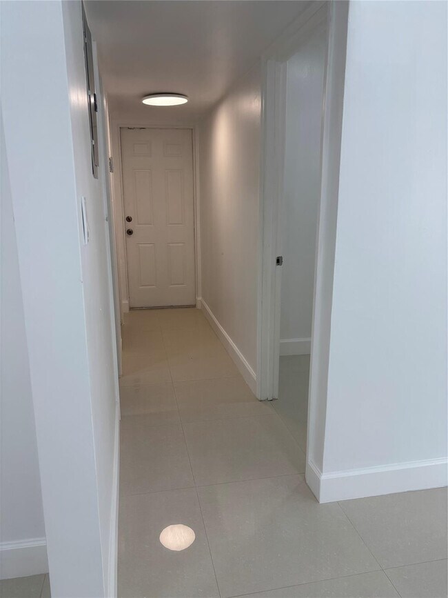 Building Photo - 5635 Grant St