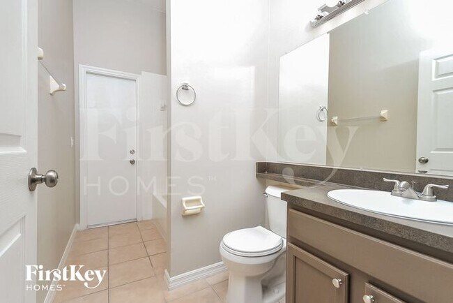 Building Photo - 1102 Lumsden Trace Cir