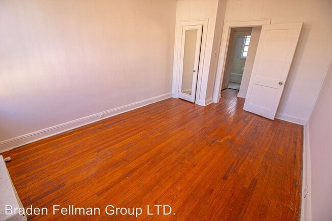Building Photo - 1460 W Peachtree St NW