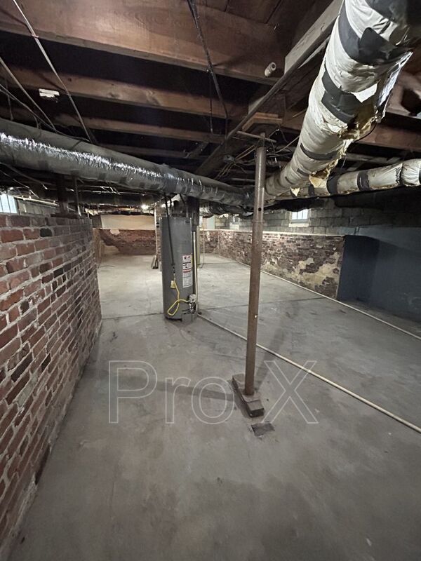 Building Photo - 113 W Forest St