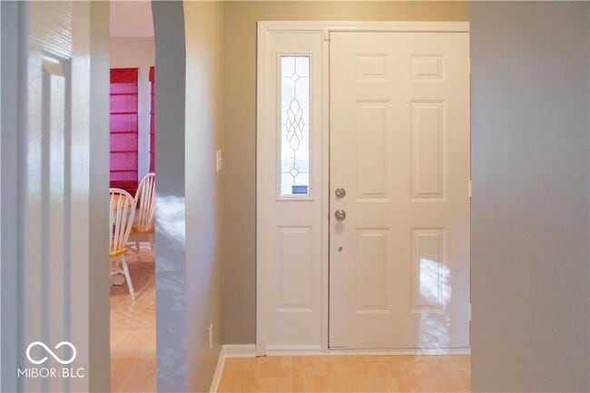 Building Photo - 12403 E 75th St