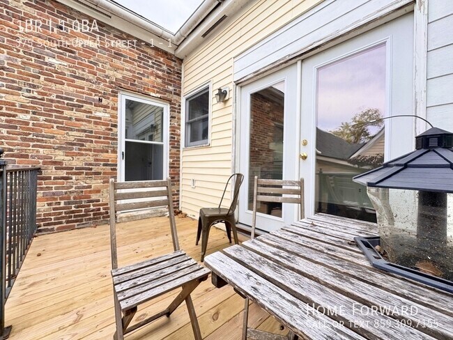 Building Photo - 375 S Upper St