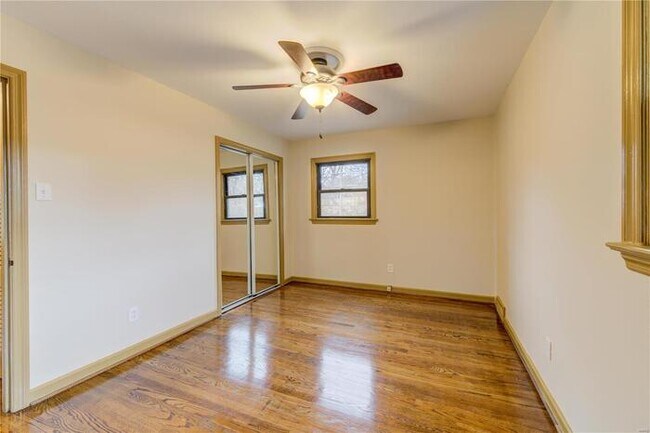 Building Photo - Fantastic 3bd/1.5ba home! Coming soon!