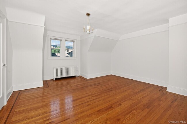 Building Photo - 34-39 75th Street