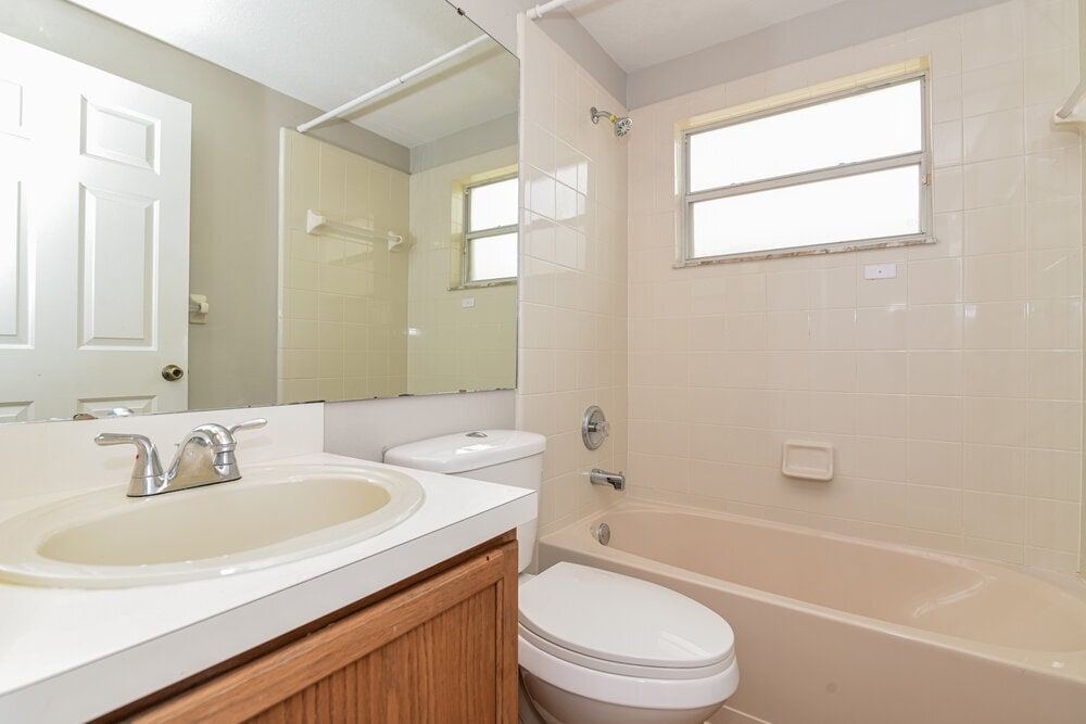 Building Photo - 1051 Woodsong Way