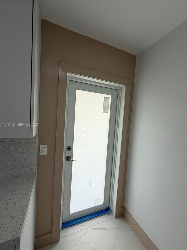 Building Photo - 8235 SW 62nd Pl