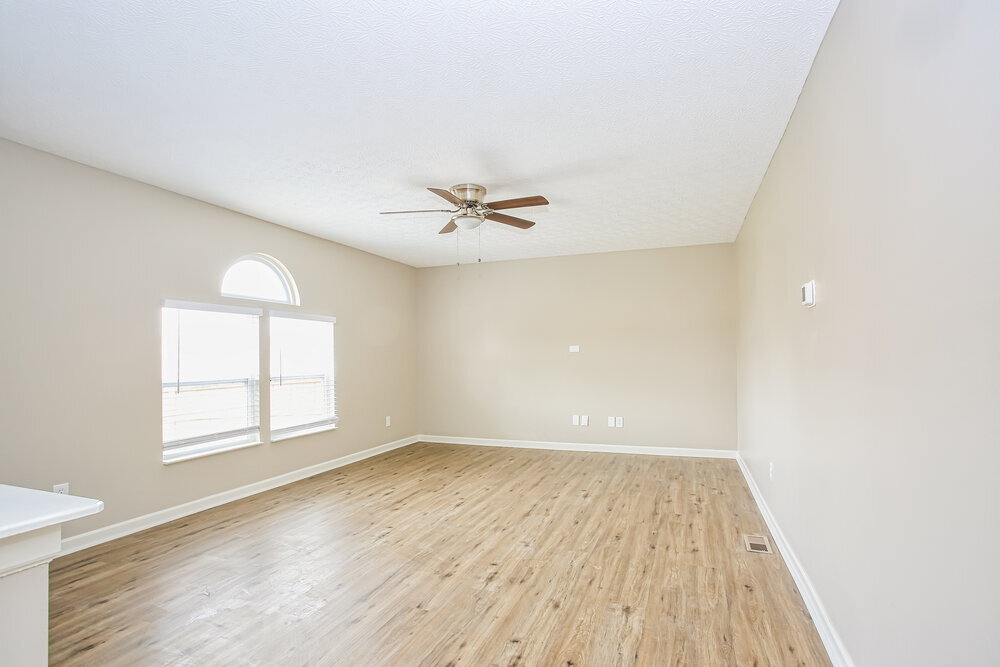 Building Photo - 6322 Bellinger Dr