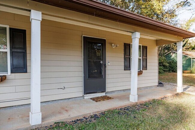 Building Photo - 1138 Reed Ct