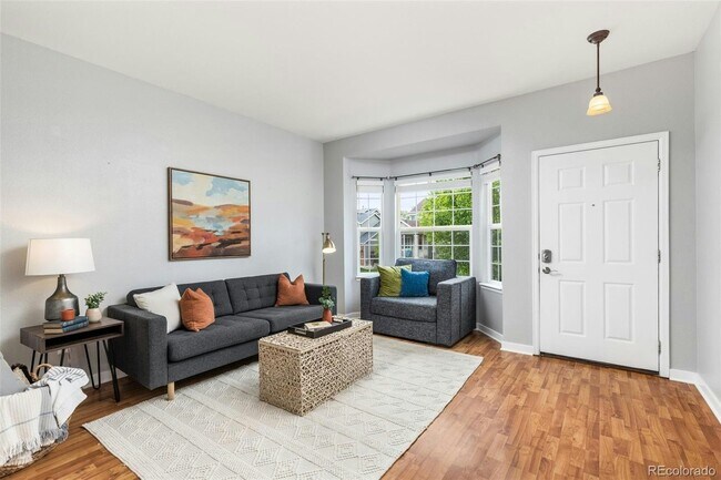 Building Photo - 5733 S Yakima Way