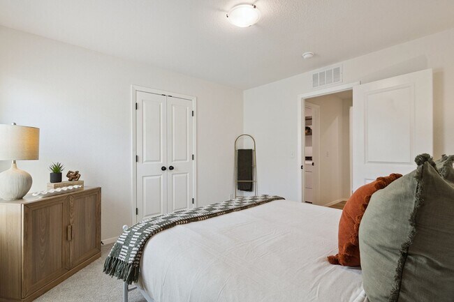 Building Photo - Modern Comfort Meets Turn-Key Living in Owasso’s Newest Build