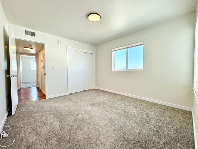 Building Photo - 670 Hillside Blvd
