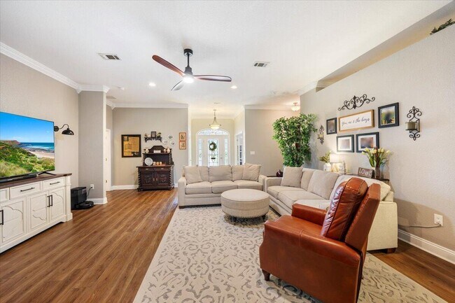 Building Photo - 3269 McMillan Creek Dr