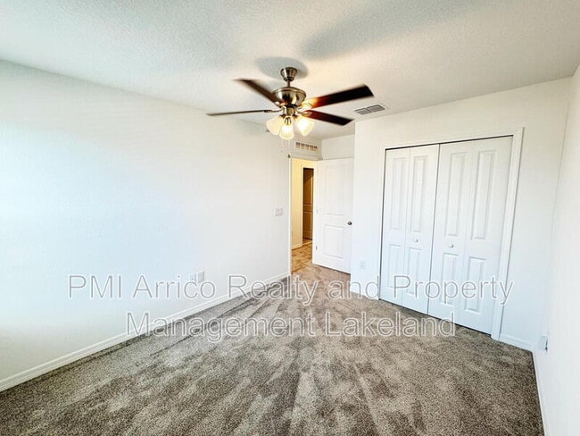 Building Photo - 645 Bell Prairie Cir
