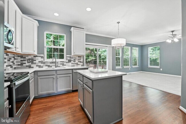 Building Photo - 14504 Kestral Ct