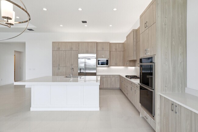 Building Photo - 9008 Corsican Finch Ct