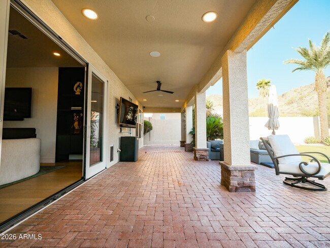 Building Photo - 2024 E Granite View Dr