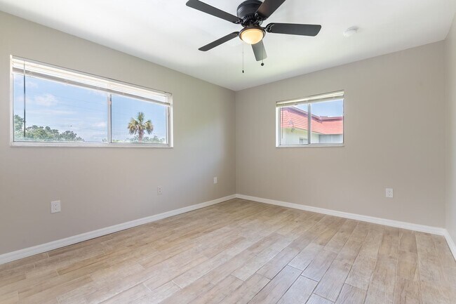 Building Photo - Newly Renovated, 2-Bed, 2-Bath, 2nd Floor Unfurnished Condo in Great Location