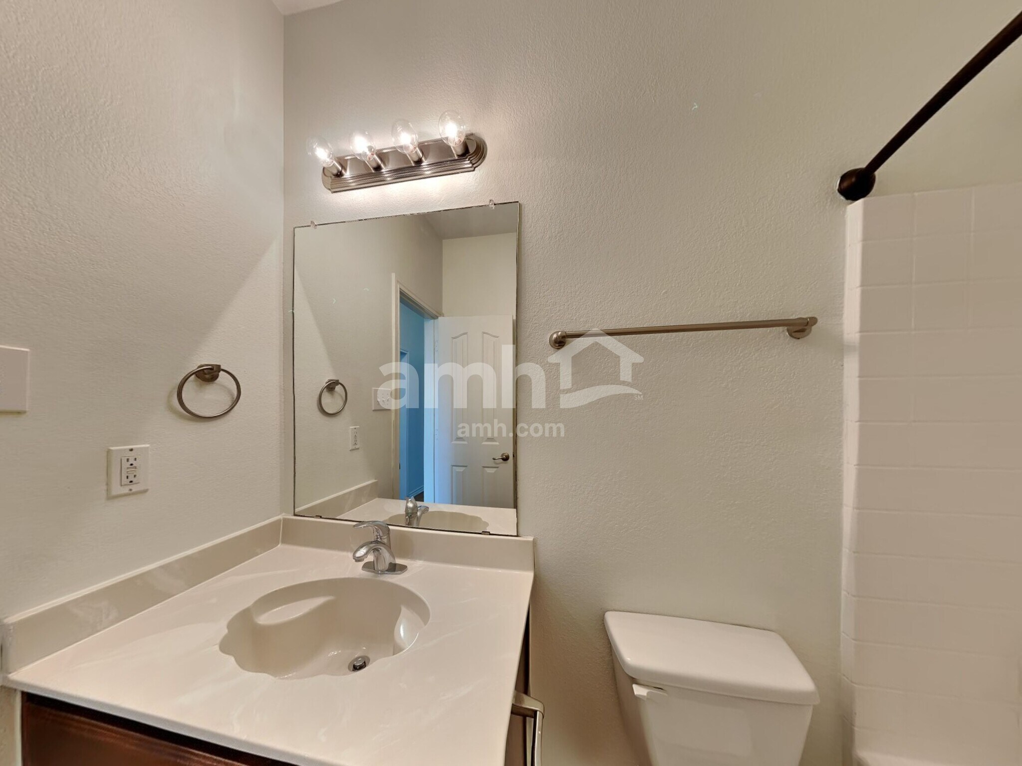 Building Photo - 1231 Spanish Moss Dr