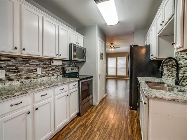 Building Photo - 129 Lipan St