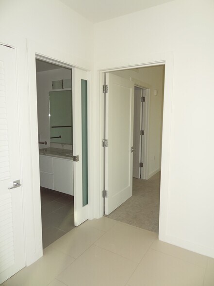 Building Photo - 1868 Van Ness Ave