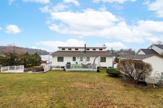 Building Photo - 850 S Lake Blvd