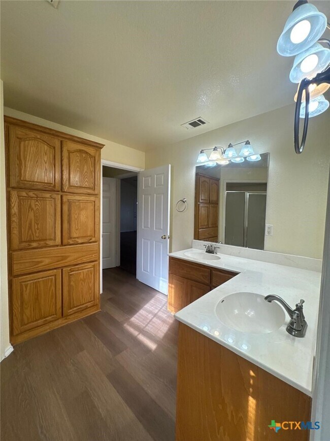 Building Photo - 2311 Old FM 440 Rd