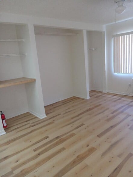 Building Photo - 1264 E 113th Ave