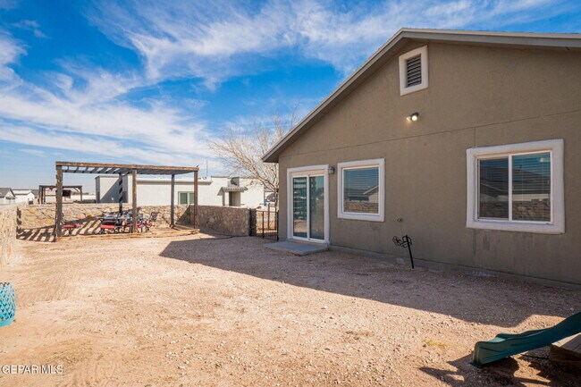 Building Photo - 5017 Joe Castillo St