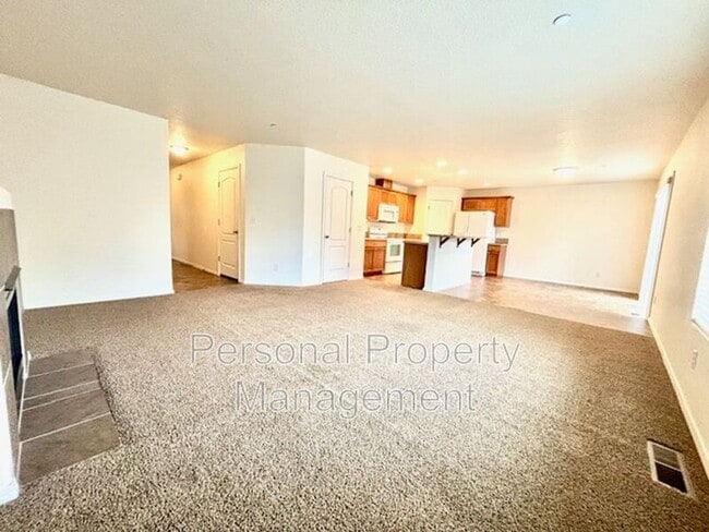 Building Photo - 3371 NW 47th Dr