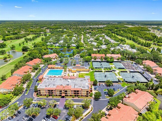Building Photo - 13941 Clubhouse Dr