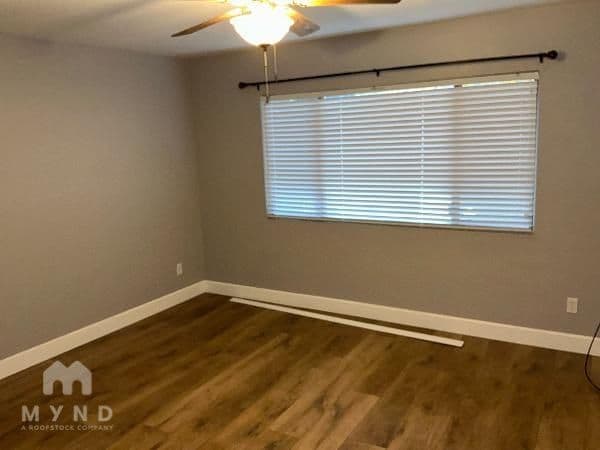 Building Photo - 2415 Sycamore Glen Dr