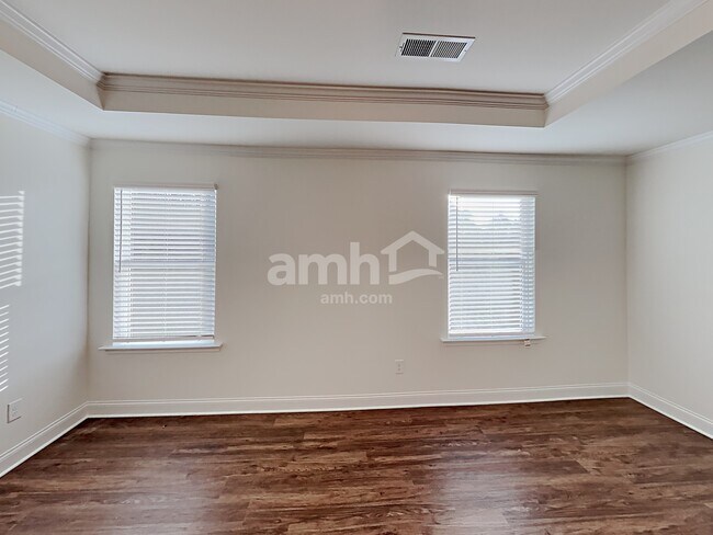 Building Photo - 132 Rivulet Dr