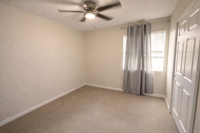 Building Photo - 71503 Sunflower Dr