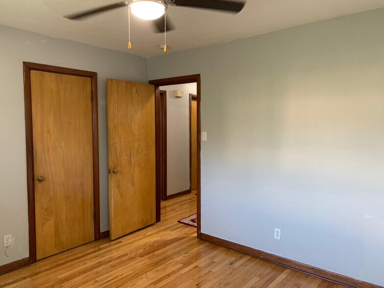 Bedroom 2 - 7109 Dartmouth Ave